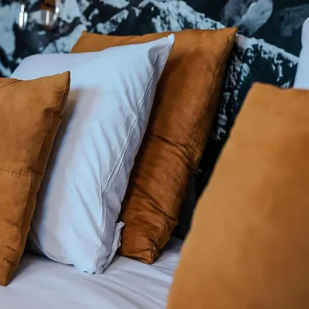 Le Sens Six Bed & Breakfast