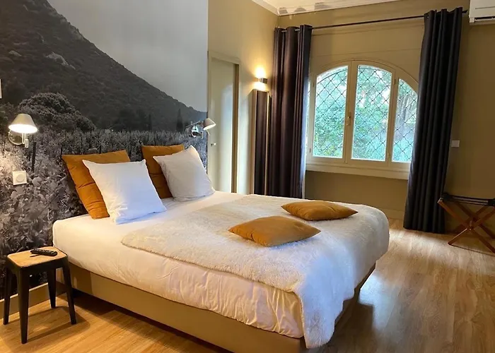 فندق مبيت وإفطار Le Sens Six مونبيلييه