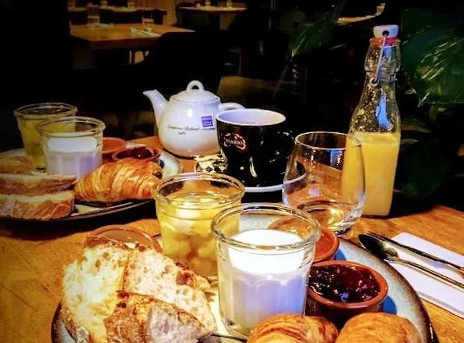 فندق مبيت وإفطار Le Sens Six مونبيلييه