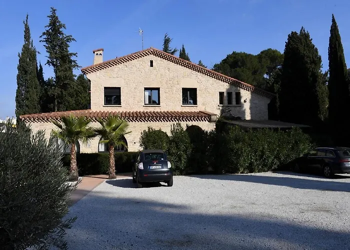 فندق مبيت وإفطار Le Sens Six 4*