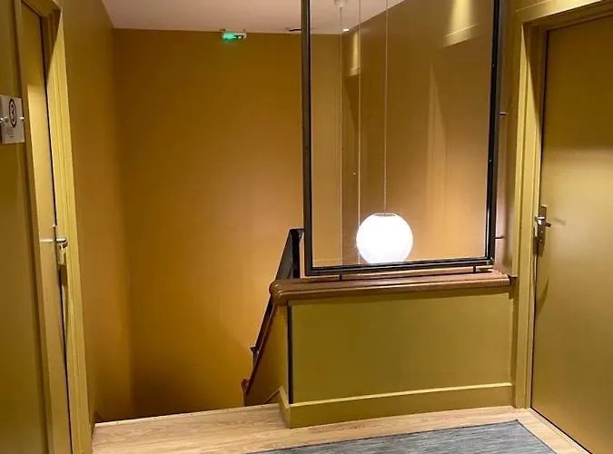 فندق مبيت وإفطار Le Sens Six 4*