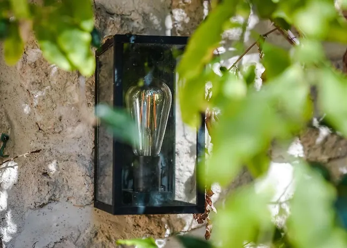 Le Sens Six 4* مونبيلييه